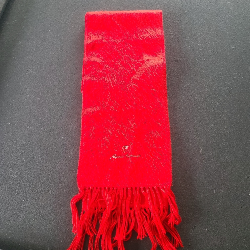 Alpaca scarf, bright red EUC